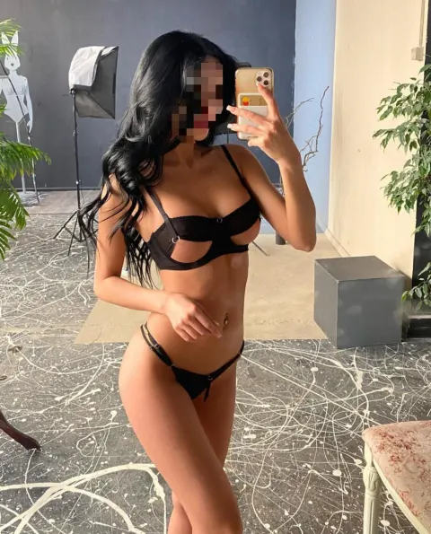 Айлуна, 27 catalog.years_old — Астана