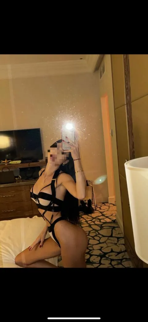 Ая VIP Эскорт, 18 catalog.years_old — Актау