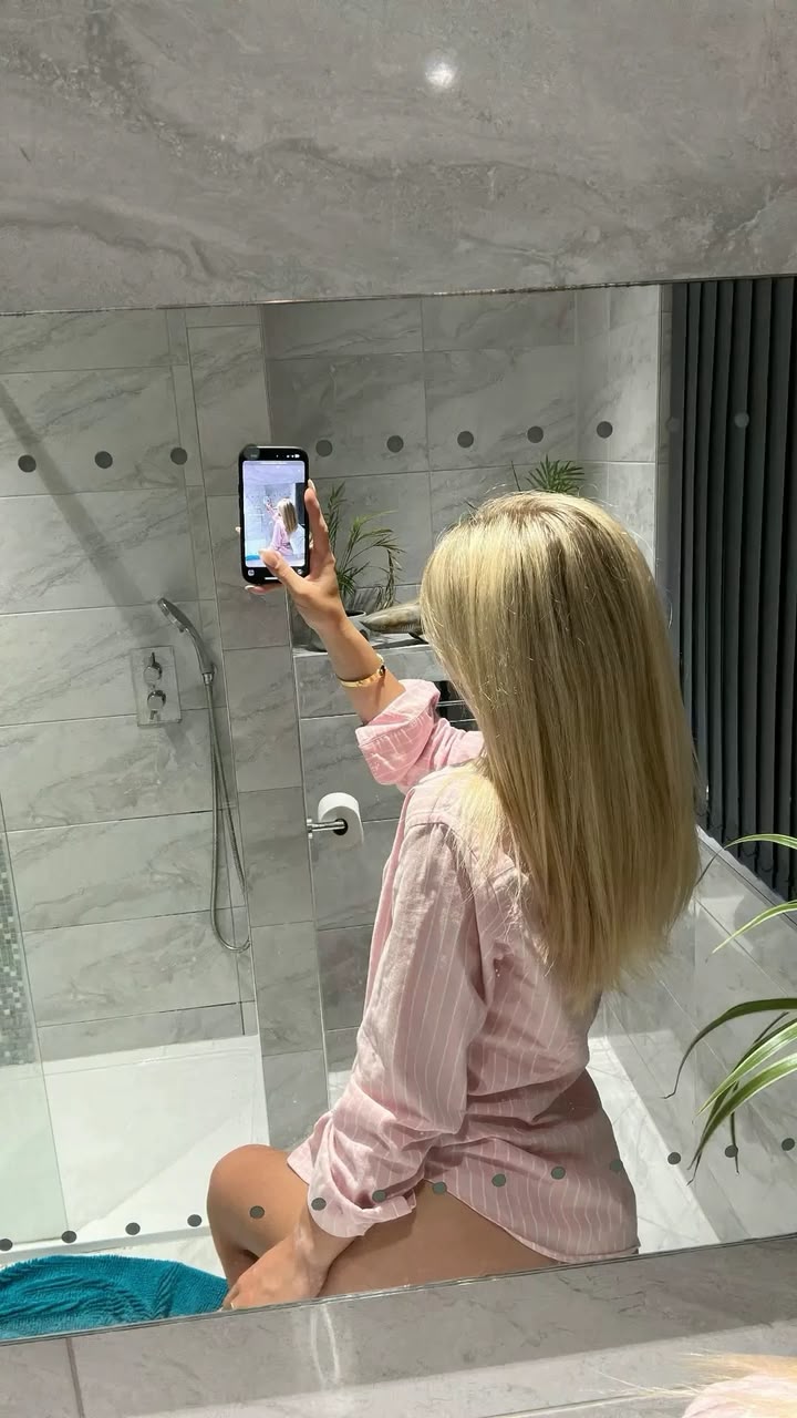 Sara — photo