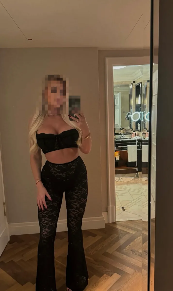 Блондинка, 29 profile.years_old — Алматы 4