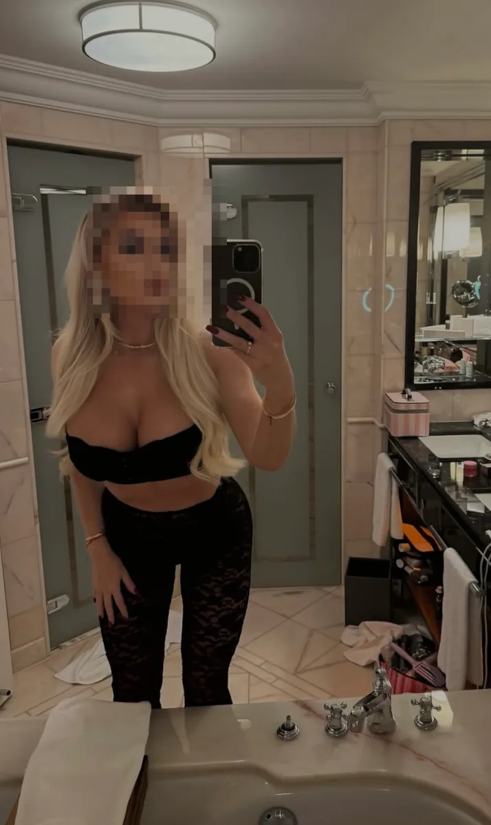 Блондинка, 29 profile.years_old — Алматы 5