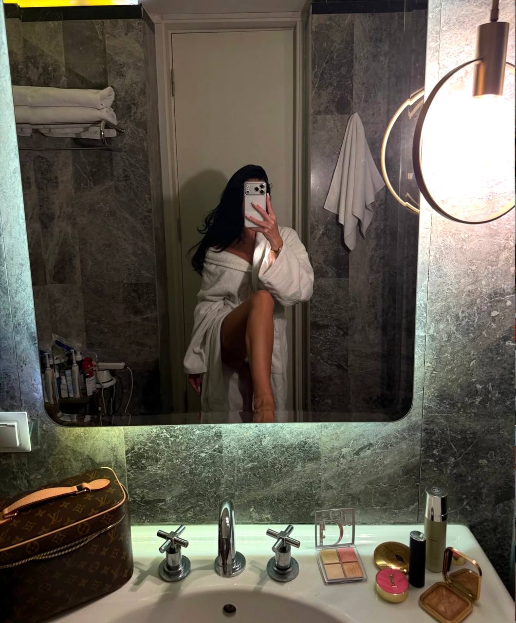 Ai️ — photo