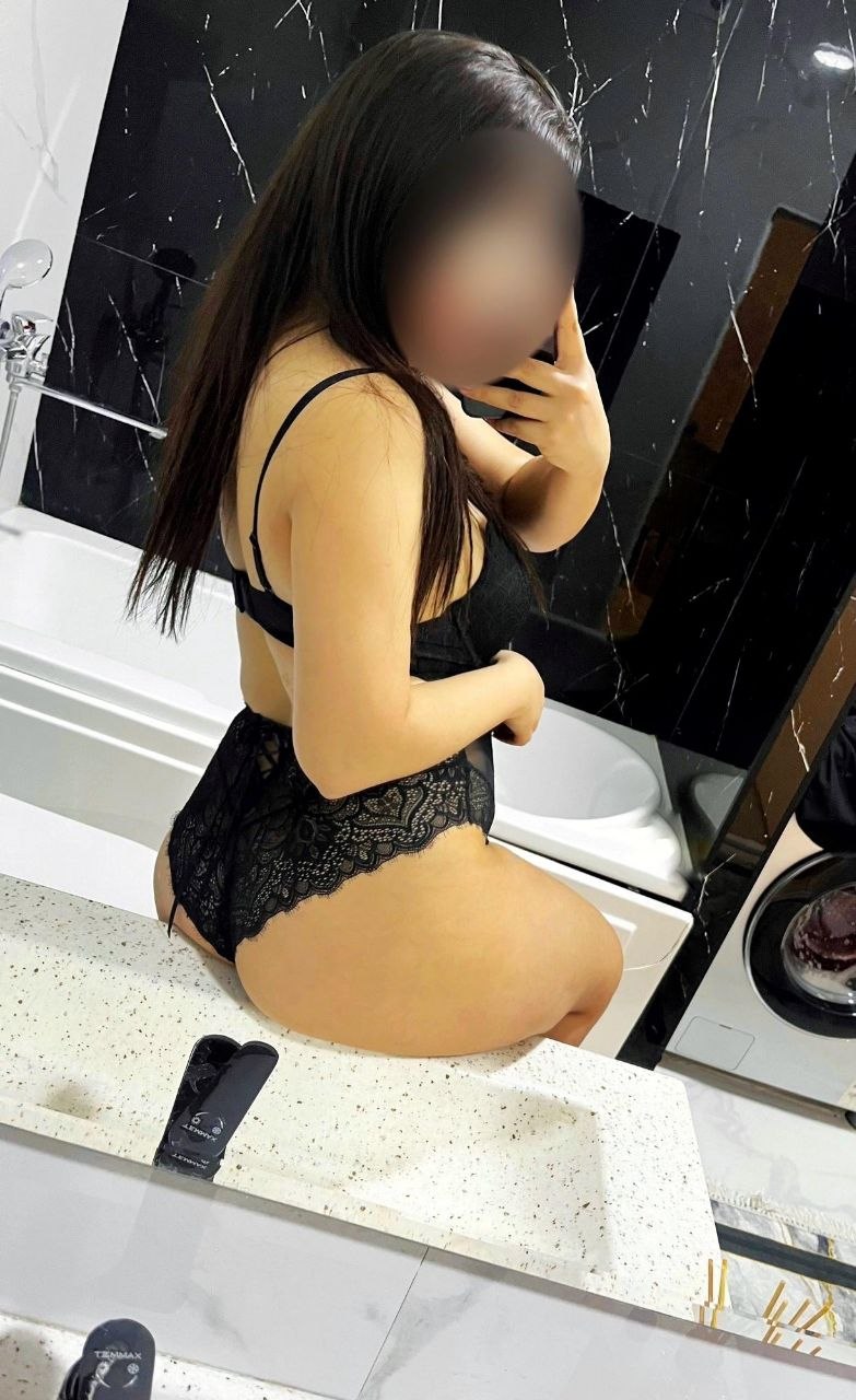 Моля Индивидуалка, 25 profile.years_old — Астана