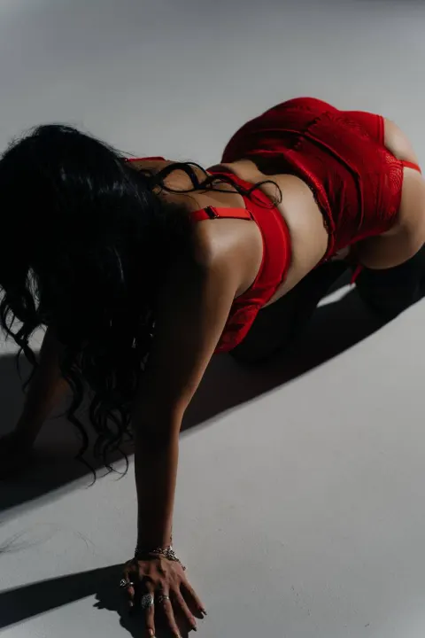 Aina, 30 profile.years_old — Astana 6